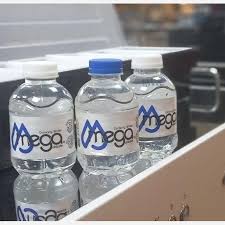 تصویر 4 از آب معدنی مگا با کیفیت عالی